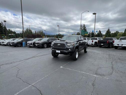 2021 Toyota Tacoma TRD Sport