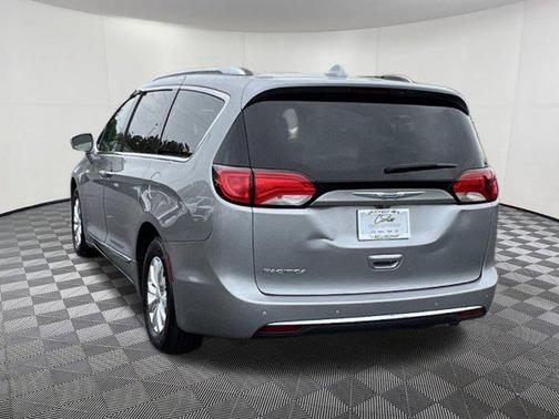 2018 Chrysler Pacifica Touring-L Plus