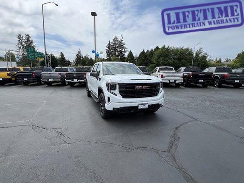2025 GMC Sierra 1500 Elevation