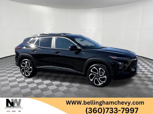 Mosaic Black Metallic 2026 Chevrolet Trax FWD 2RS