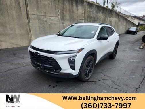 Summit White 2025 Chevrolet Trax FWD ACTIV