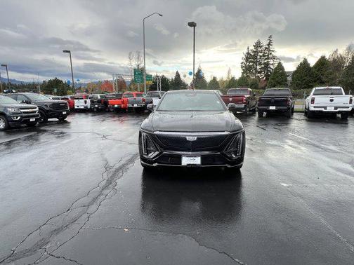 2026 Cadillac LYRIQ V Premium