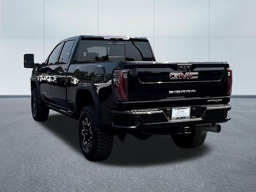 Onyx Black 2024 GMC Sierra 2500 AT4X