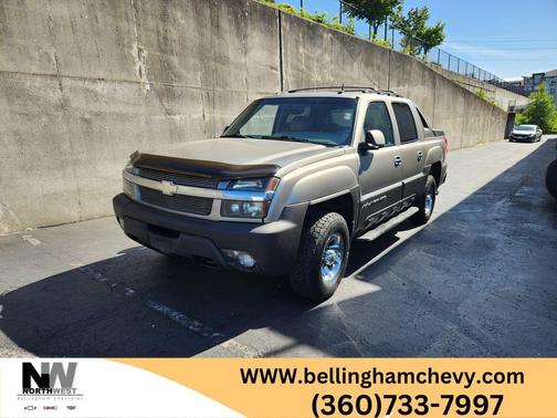 Gold 2003 Chevrolet Avalanche 2500