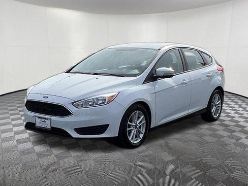 White 2015 Ford Focus SE