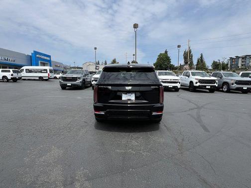 2025 Cadillac Escalade IQ Sport 2
