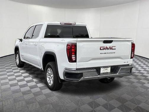 2024 GMC Sierra 1500 SLE