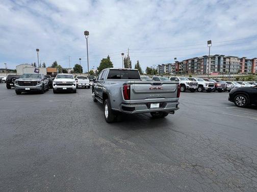 2025 GMC Sierra 3500 Denali