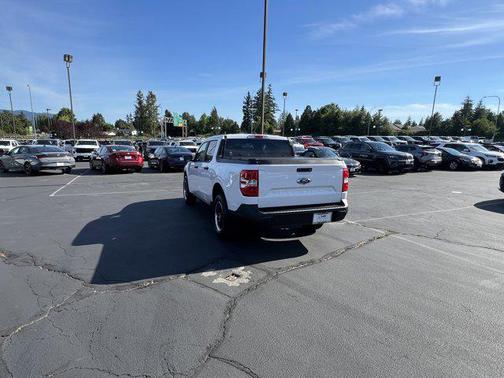 2024 Ford Maverick XL