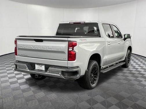 Silver Ice Metallic 2022 Chevrolet Silverado 1500 Limited 1LT