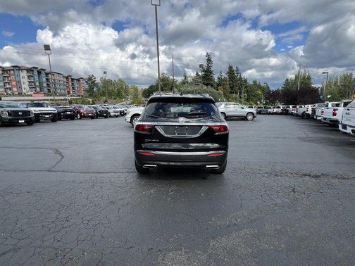 2023 Buick Enclave Premium AWD