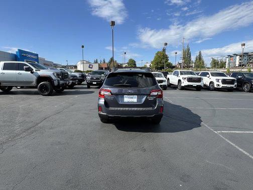 2015 Subaru Outback 2.5i Premium