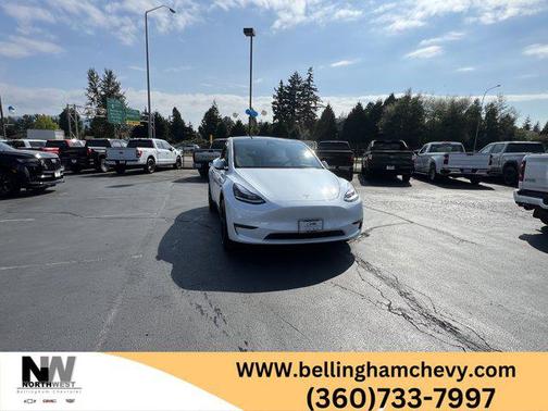 2022 Tesla Model Y Long Range Dual Motor All-Wheel Drive