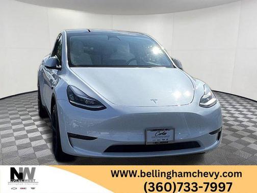 2022 Tesla Model Y Long Range Dual Motor All-Wheel Drive