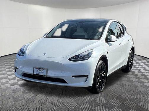 2022 Tesla Model Y Long Range Dual Motor All-Wheel Drive