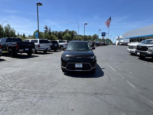 Fusion Black 2023 Kia Soul LX