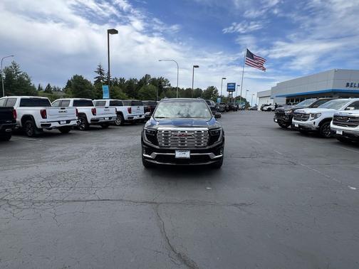White 2024 GMC Acadia Denali
