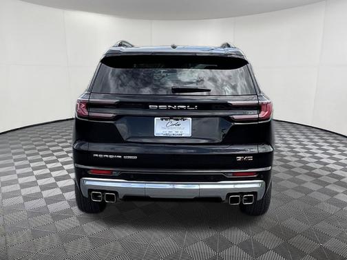White 2024 GMC Acadia Denali