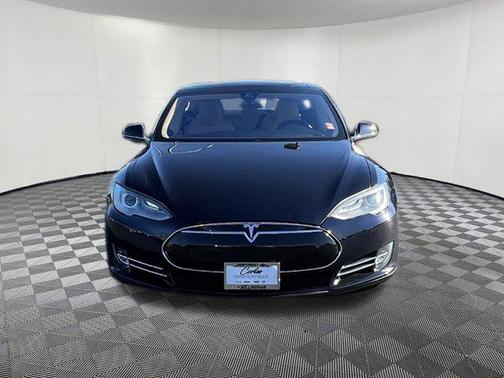2015 Tesla Model S 85D
