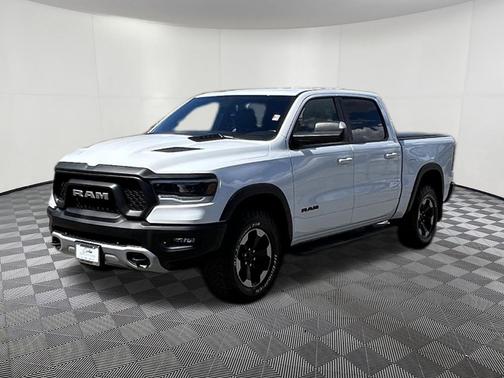 Bright White Clearcoat 2019 RAM 1500 Rebel