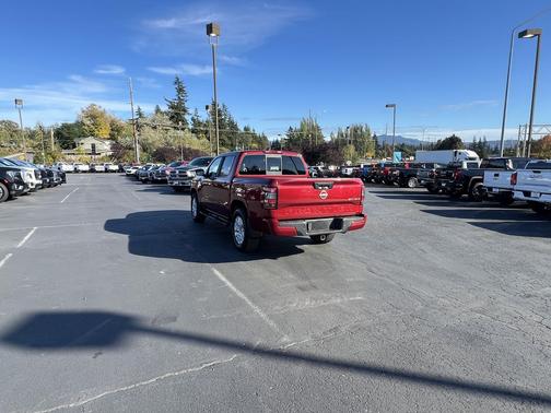 Cardinal Red Tricoat 2022 Nissan Frontier SV