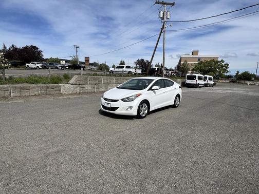 Shimmering White 2013 Hyundai ELANTRA GLS
