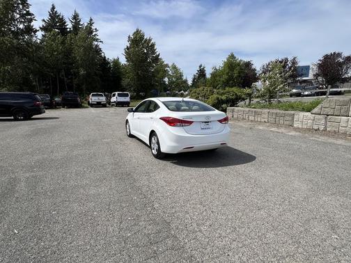 Shimmering White 2013 Hyundai ELANTRA GLS