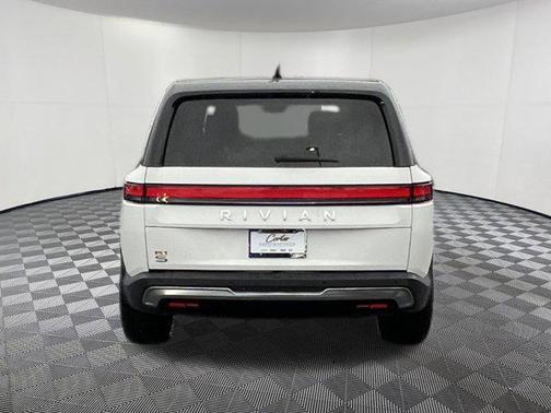 2022 Rivian R1S Launch Edition