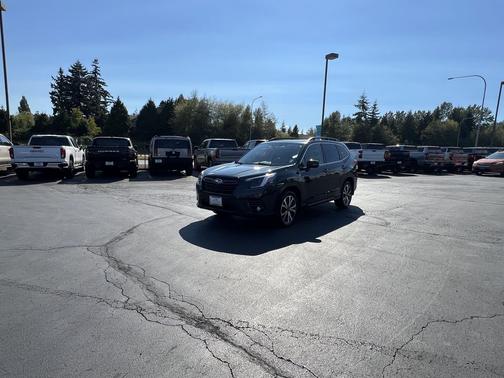 Cascade Green Silica 2023 Subaru Forester Limited