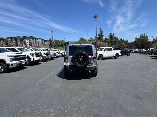 Billet Silver Metallic 2013 Jeep Wrangler Unlimited Sahara