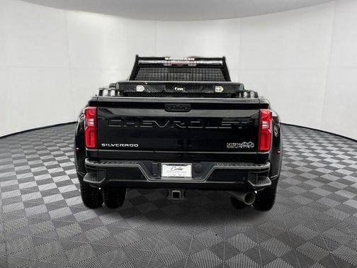 2023 Chevrolet Silverado 3500 High Country
