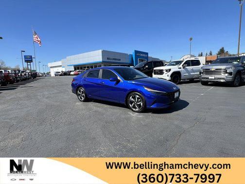 2023 Hyundai ELANTRA SEL
