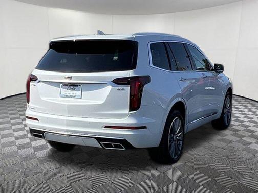2025 Cadillac XT6 Premium Luxury AWD