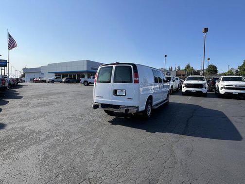 2018 GMC Savana 2500 Work Van