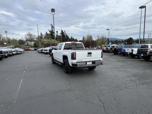 Summit White 2017 GMC Sierra 1500 SLT