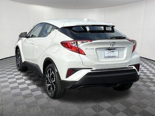 2021 Toyota C-HR XLE