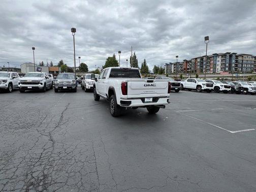 2025 GMC Sierra 3500 Denali