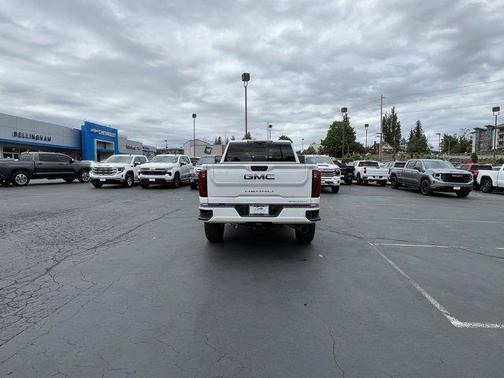 2025 GMC Sierra 3500 Denali