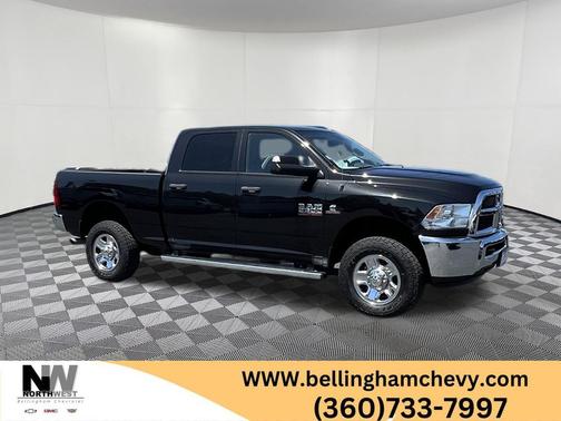 Brilliant Black Crystal Pearlcoat 2018 RAM 2500 Tradesman Crew Cab 4x4 6'4' Box