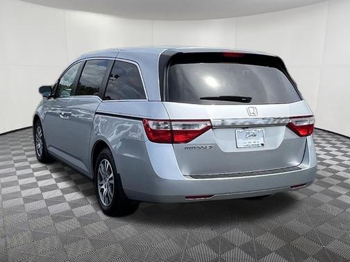 Alabaster Silver Metallic 2012 Honda Odyssey EX-L