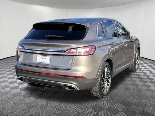 2019 Lincoln Nautilus Reserve