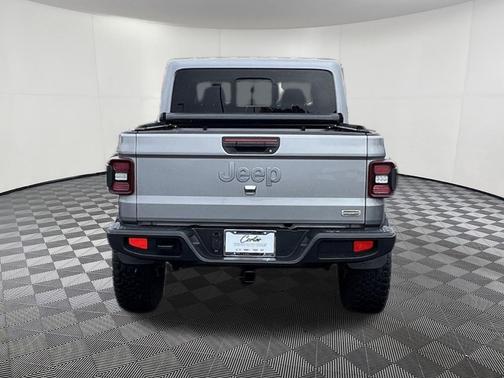 Billet Silver Metallic Clearcoat 2020 Jeep Gladiator Overland