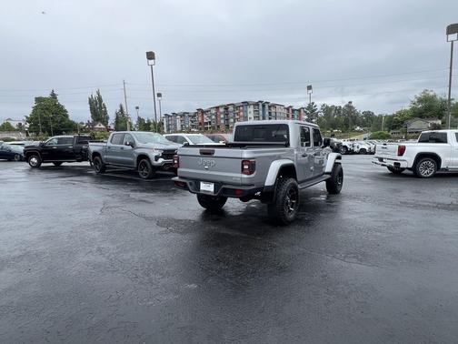 Billet Silver Metallic Clearcoat 2020 Jeep Gladiator Overland