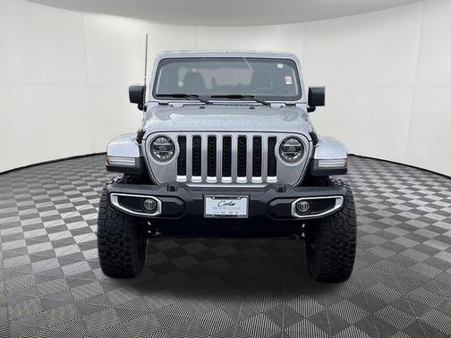 Billet Silver Metallic Clearcoat 2020 Jeep Gladiator Overland
