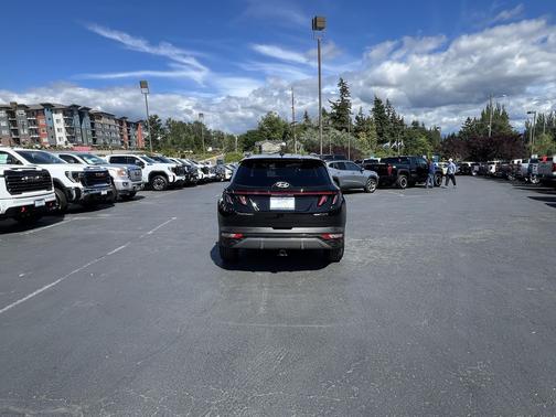 Black Pearl 2024 Hyundai TUCSON Hybrid Limited