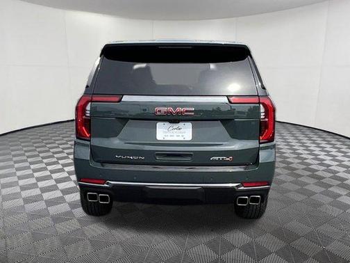 Midnight Pine 2025 GMC Yukon AT4 4WD