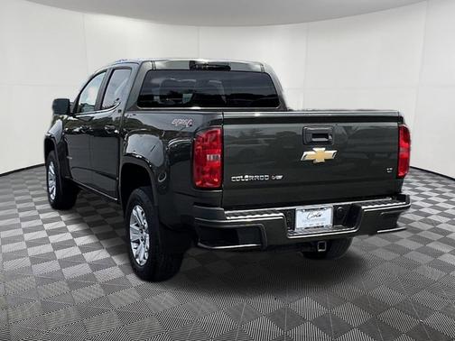 Deepwood Green Metallic 2018 Chevrolet Colorado LT