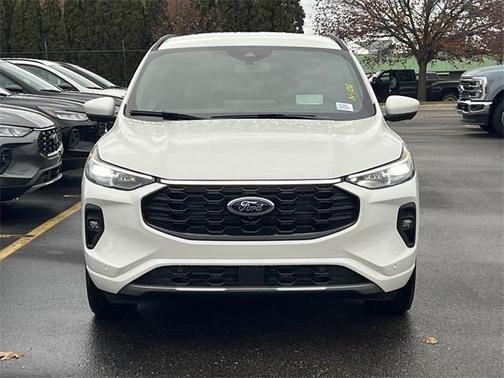 2026 Ford Escape ST-Line Elite