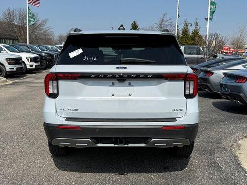Space White Metallic 2026 Ford Explorer Active