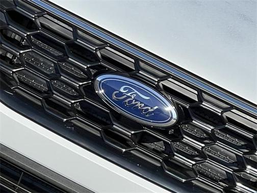 2026 Ford Escape ST-Line Select